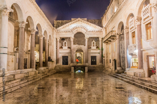 Slika na platnu Peristil, ancient colonnade in Split, Croatia
