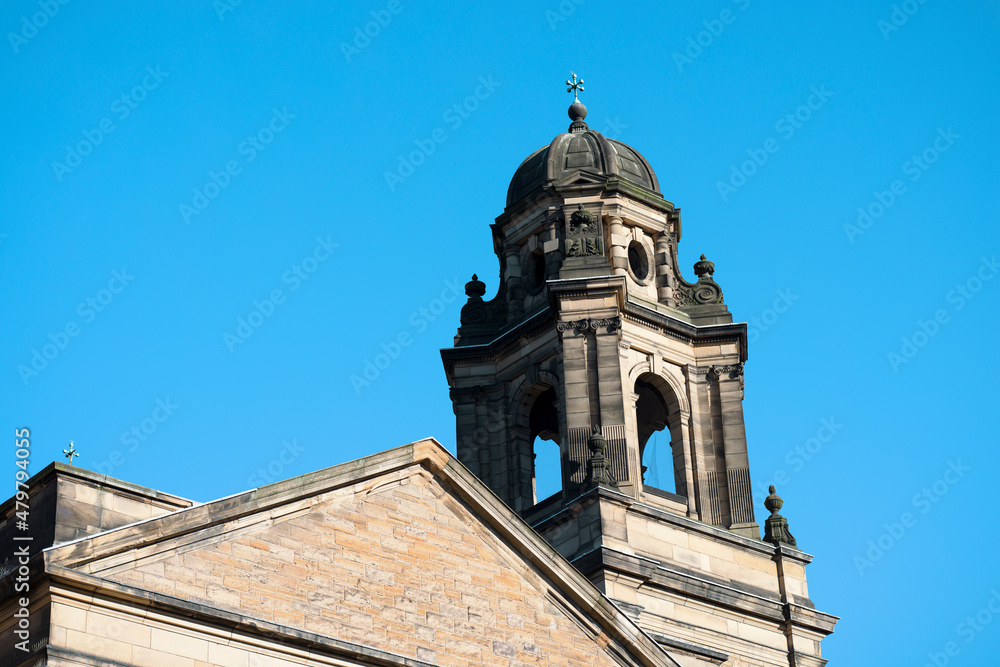 Fototapeta premium Edinburgh Castle architecture in Scotland, historic landmark for tourism. Georgian architecture of Edinburgh Scotland. Edinburgh manages to preserve its old architecture embracing its modern buildings