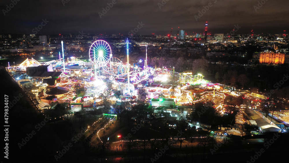 Is Hyde Park illuminated at night?