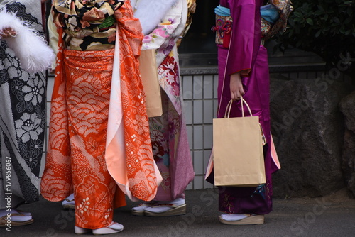 Fotografie Girls in the coming of age ceremony in kimono