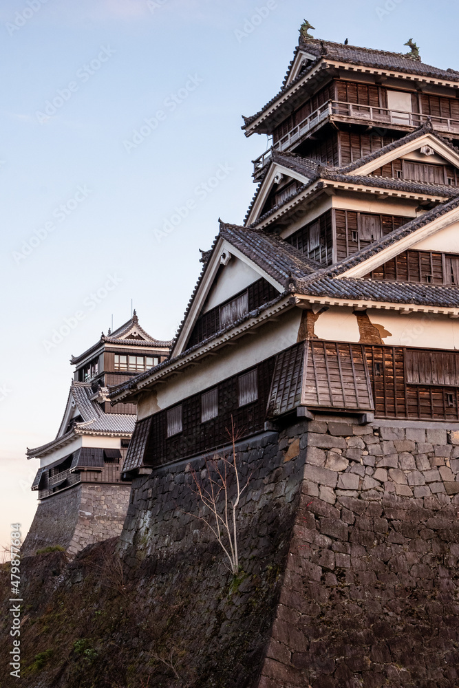 The Kumamoto castle shoot from the beside angle The Kumamoto castle shoot from the beside angle