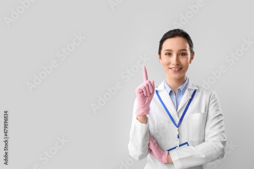 Portrait of female doctor w...