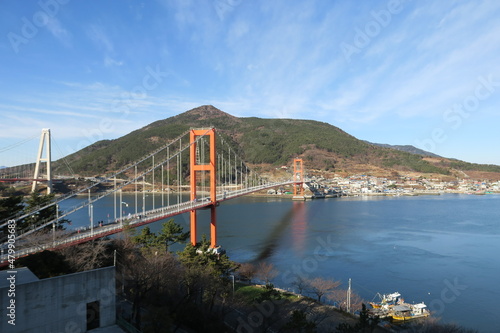 남해각에서 바라본 남해대교