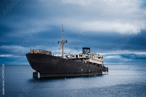 Obraz na plátně Old ship wrecked on the coast, abandoned on the beach, her name was Telamon