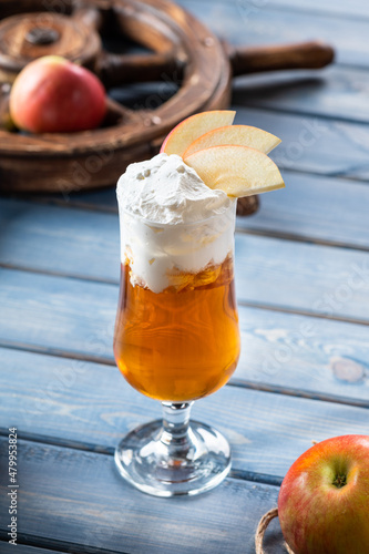 Apple cider with cream