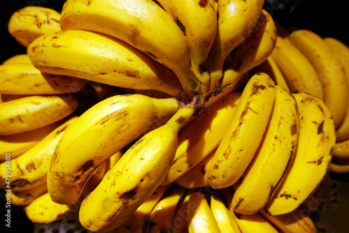 Mature bananas in the market 
