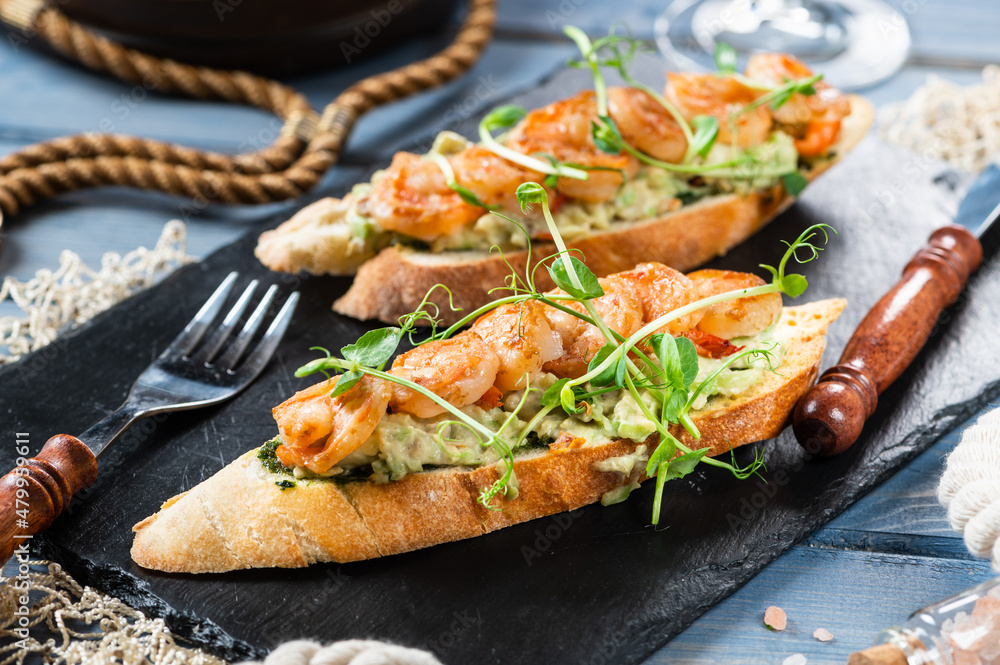 Bruschetta with shrimp