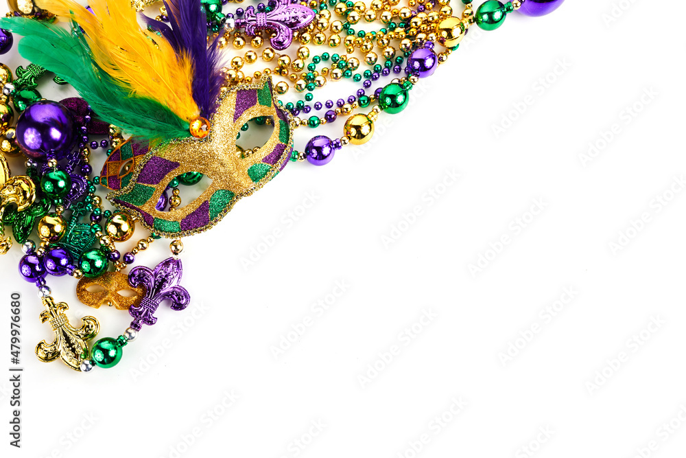 Frame of Mardi Gras mask and beads isolated on white background. - obrazy, fototapety, plakaty 
