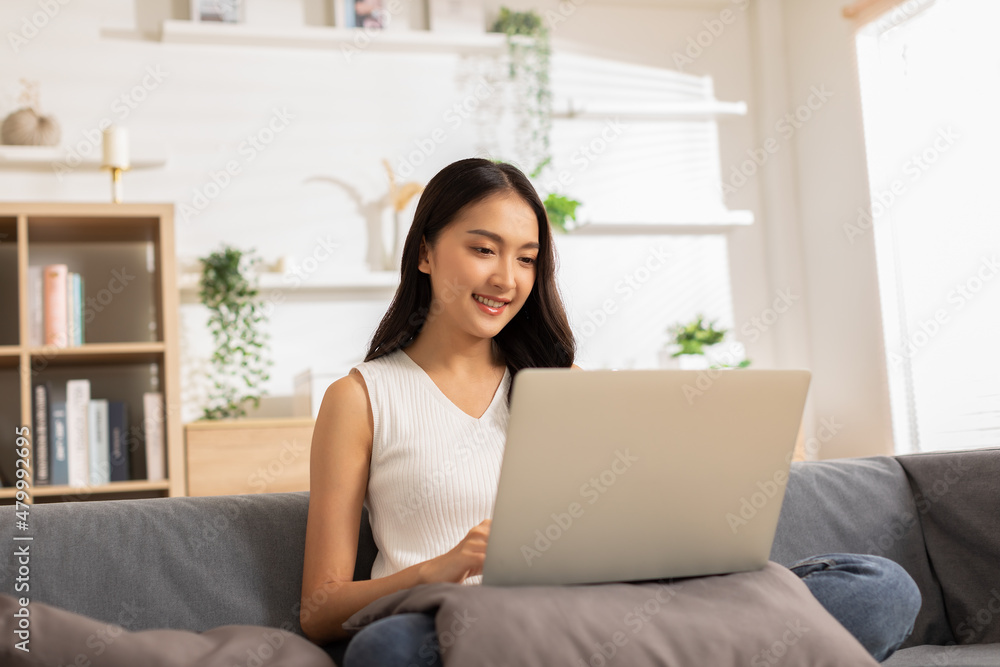 Entrepreneur beautiful business asian young woman wear casual work online with laptop at home.Freelance woman working online sale marketing,Shopping online at home.Small Business Startup concept Entrepreneur beautiful business asian young woman wear casual work online with laptop at home.Freelance woman working online sale marketing,Shopping online at home.Small Business Startup concept