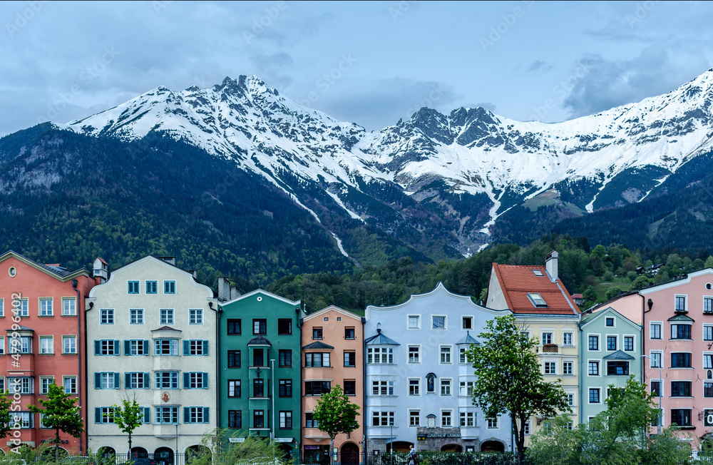 Fassaden vor dem Bergen, Innsbruck