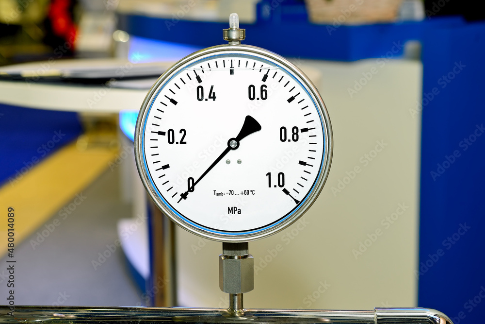 Hydraulic pressure gauge, manometer instrument for measuring the