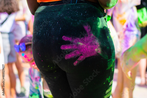 Festiwal Kolorów Holi. Indyjskie święto z kolorowym pudrem, Polska  © danielszura