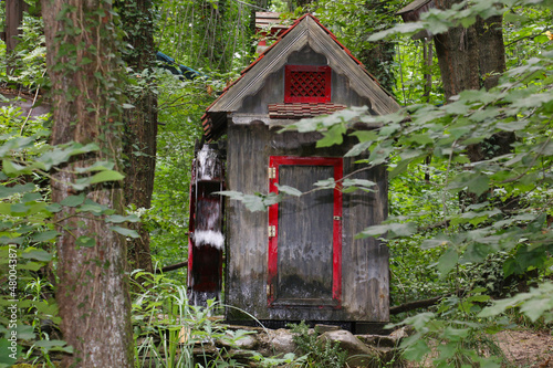 chosen focus. A wonderful cute hobbit house among the trees in Izmit Ormanya	
