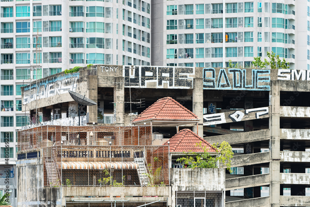 Fototapeta premium Graffiti in Bangkok, Thailand