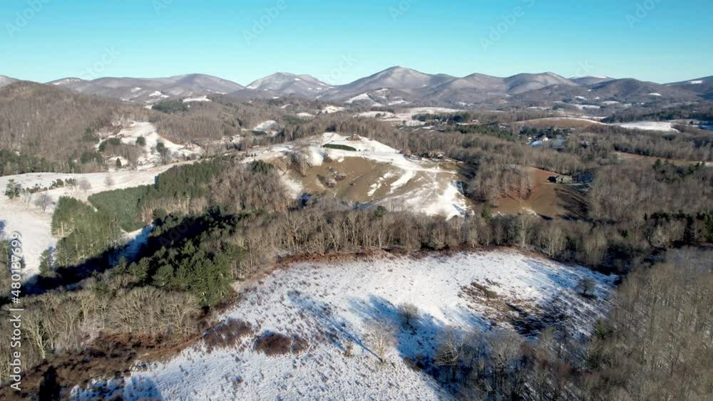 aerial pullout from snake mountain aerial pullout from snake mountain