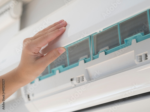Air conditioner cleaning
