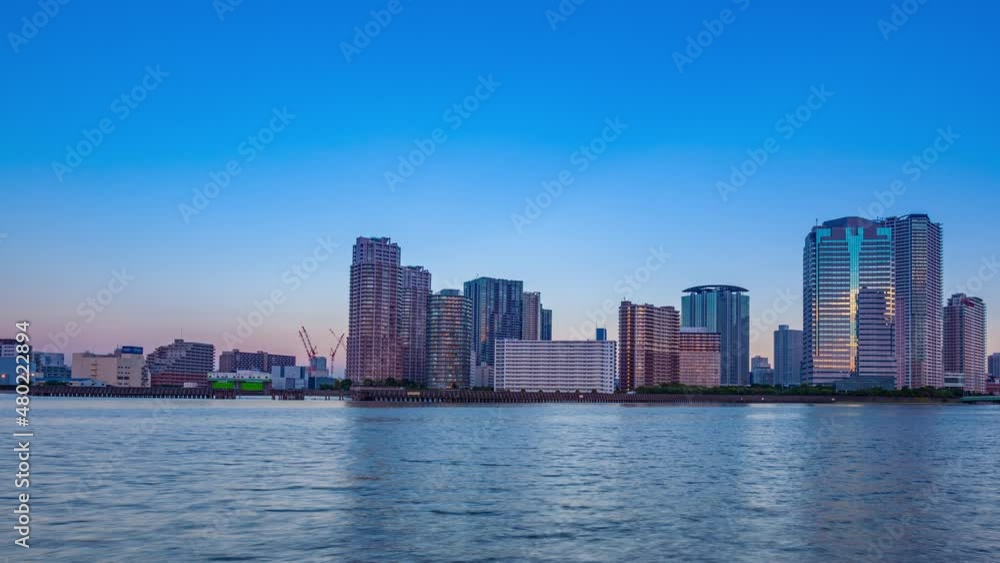 豊洲の高層ビル群 夕景 隅田川 豊洲の高層ビル群 夕景 隅田川