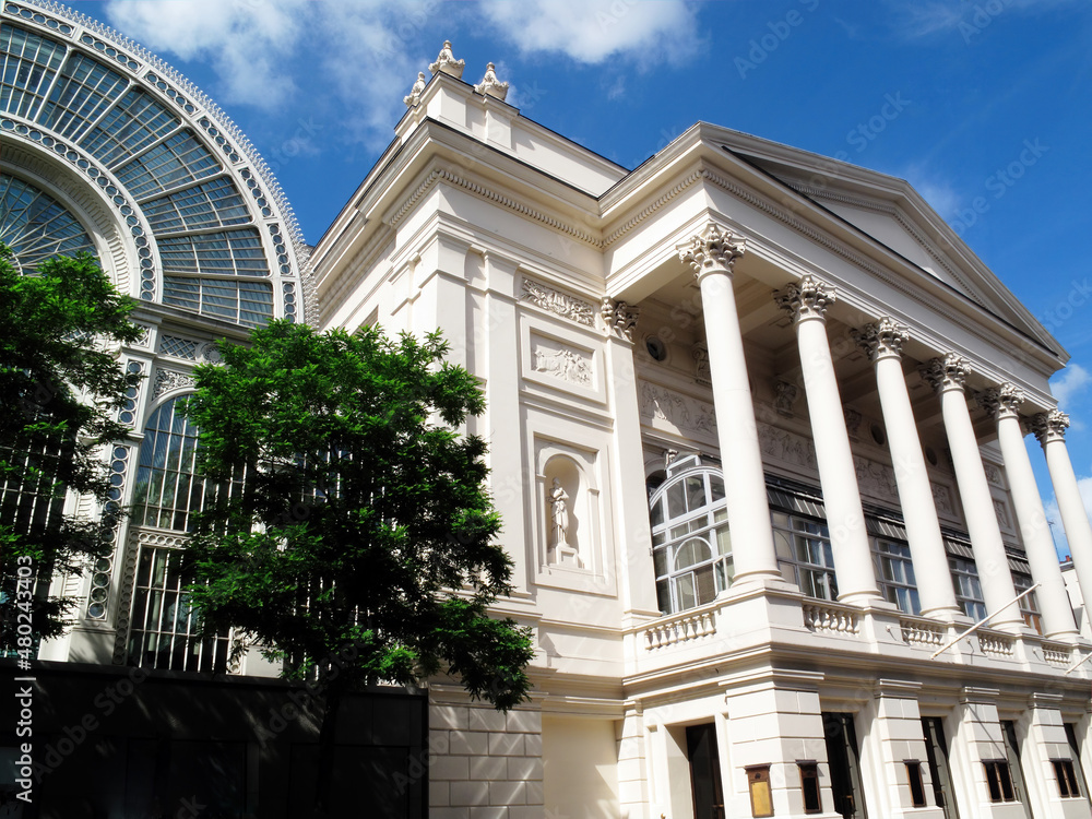 Royal Opera House and the Floral Hall Extension at Covent Garden London ...