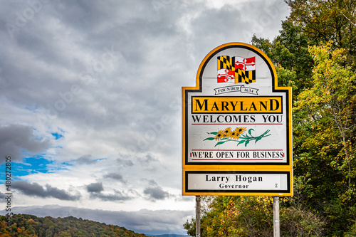 Maryland State Line Sign photo