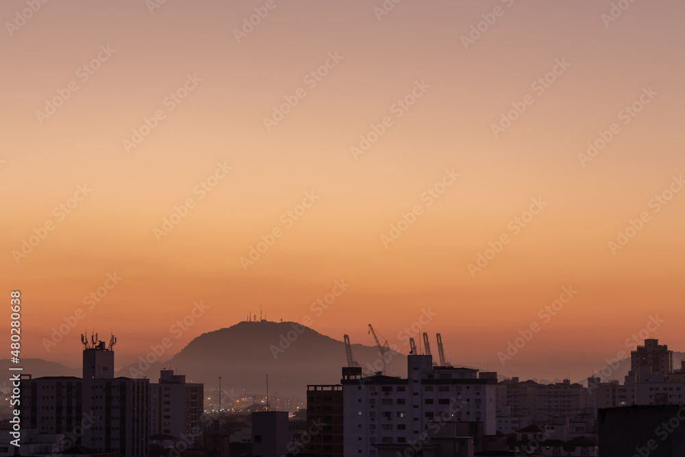 indústria e amanhecer no porto 