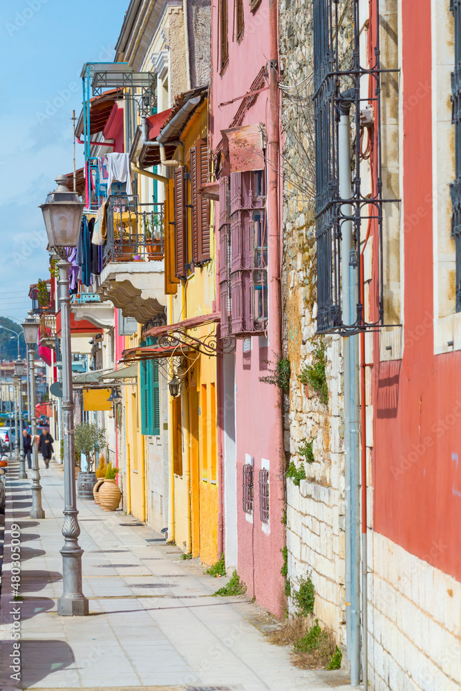 Obraz premium ioannina city greece house windows color in traditioal part or the city 