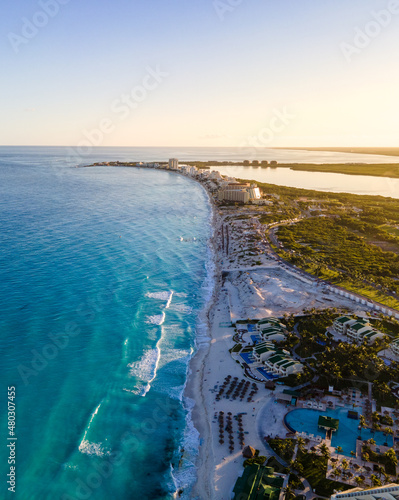 Konstfotografi Panorama de un atardecer en playa de Cancún Quintana Roo en México