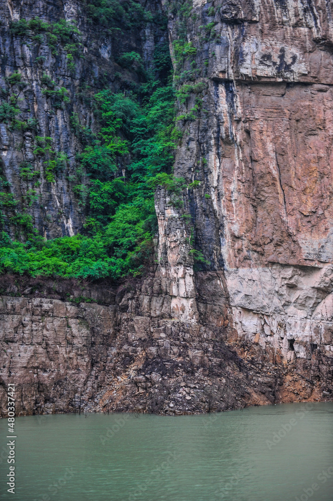 Landscape along the banks of the Yangtze River in China