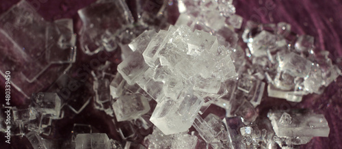 Incorrectly intergrown crystals of sodium chloride of a cubic structure.