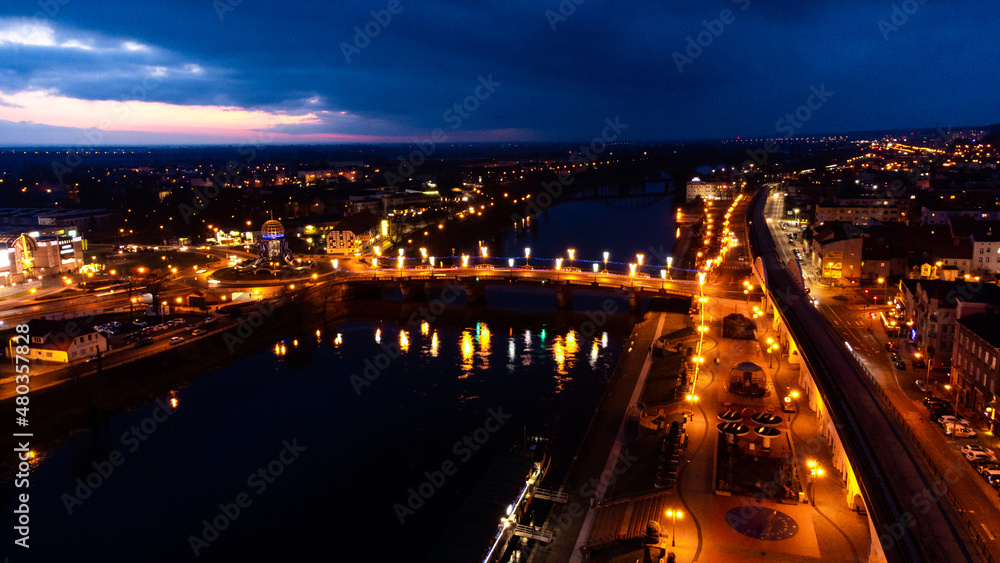 Gorzów nocą