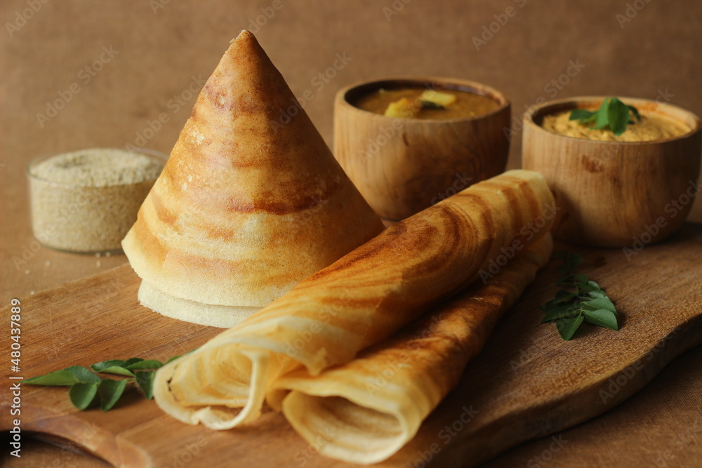 Crispy crepes made of barnyard millets and lentils. Commonly known as