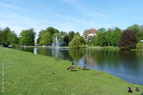 Kurparksee mit Springbrunnen in Bad Salzuflen photo