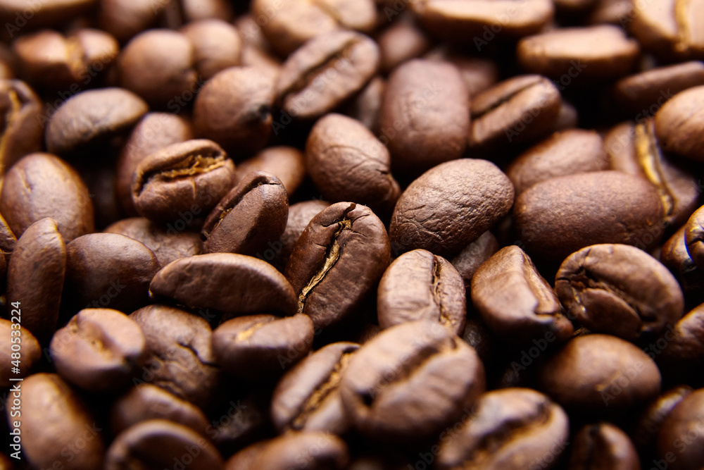 Fototapeta premium roasted coffee beans background