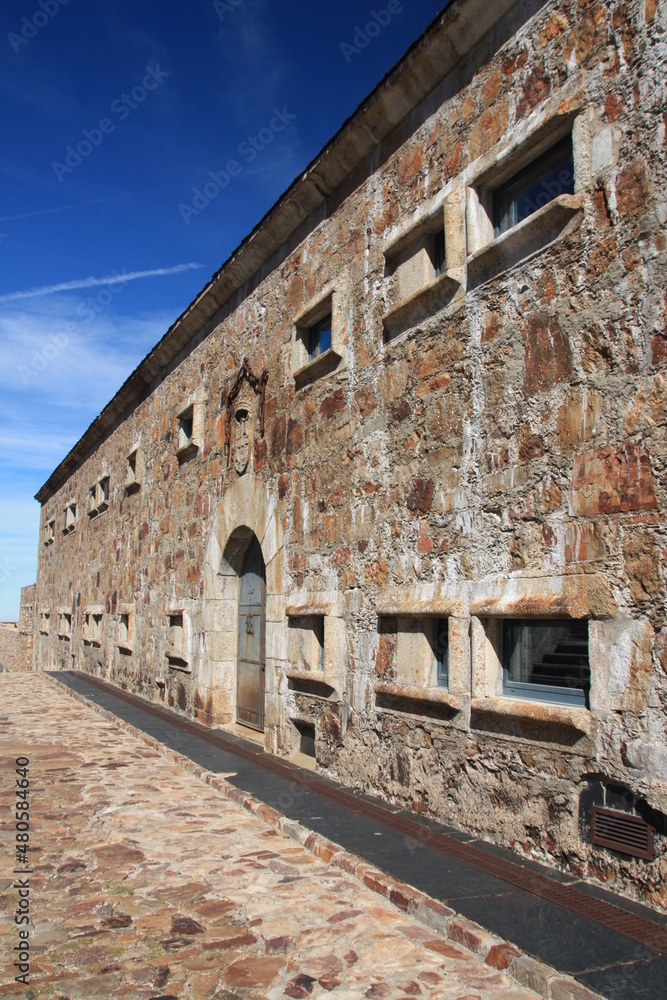 Hospedería de Benedictinos de principios del siglo XV, monte Peña Francia 1727 metros de altura, Salamanca.