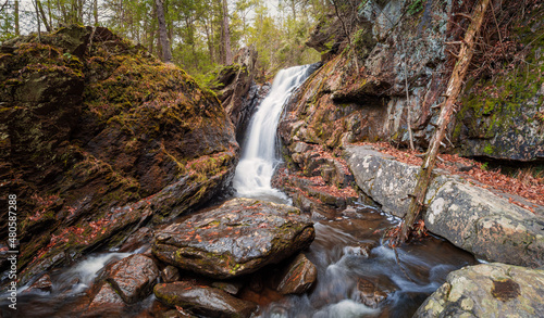 Waterfalls of Western Massachusetts in Fall © letfluis