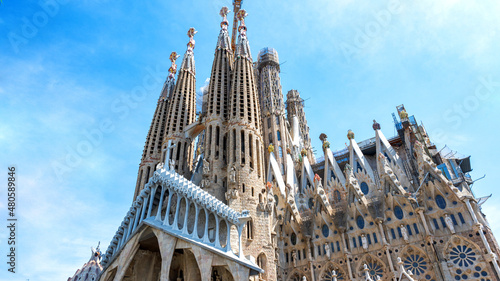 Obraz na płótnie The Sagrada Familia in Barcelona, Spain w salonie
