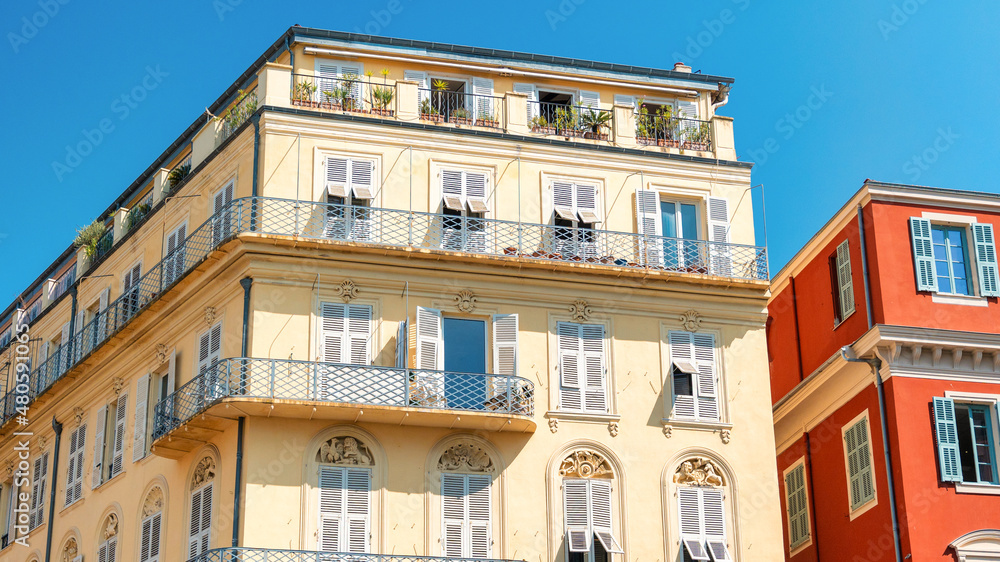 Obraz premium Residential buildings in Nice, France