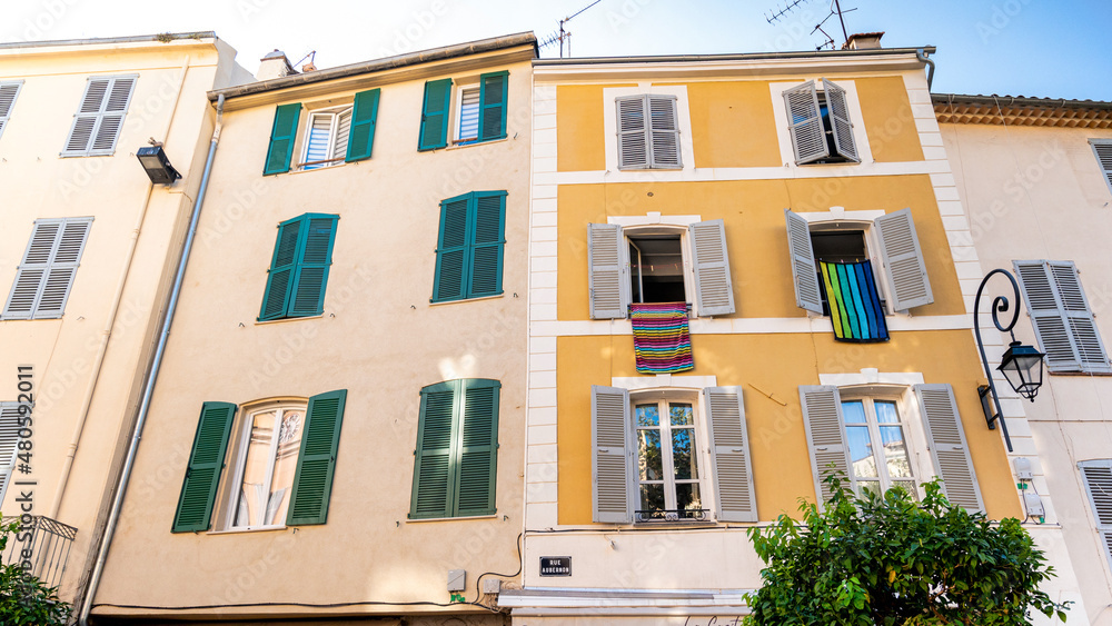 Naklejka premium Street scape of Antibes, France