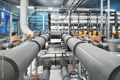 фотографія Reverse osmosis industrial city water treatment station