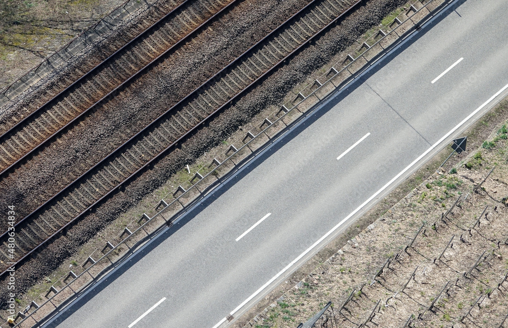 Strasse und Bahnlinie von oben gesehen Stock Photo | Adobe Stock