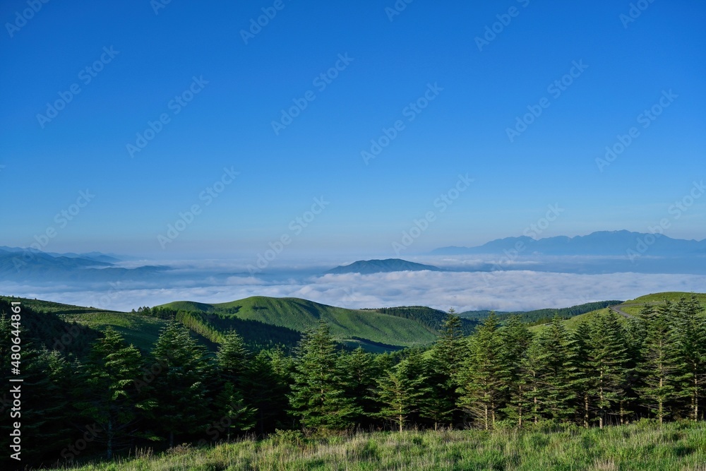 車山高原から見た山並みと雲海のコラボ情景＠長野