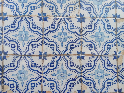 Portuguese tiles decorated with blue arches