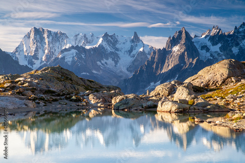 Canvas Print Early morning at Lac Blanc (White Lake), Alps, France, view at Motblanc mountain