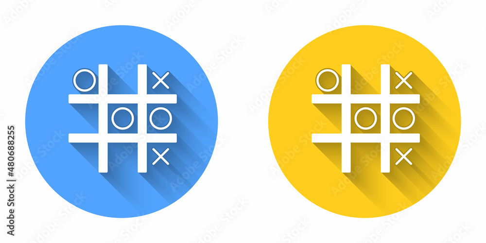 Obraz premium White Tic tac toe game icon isolated with long shadow background. Circle button. Vector