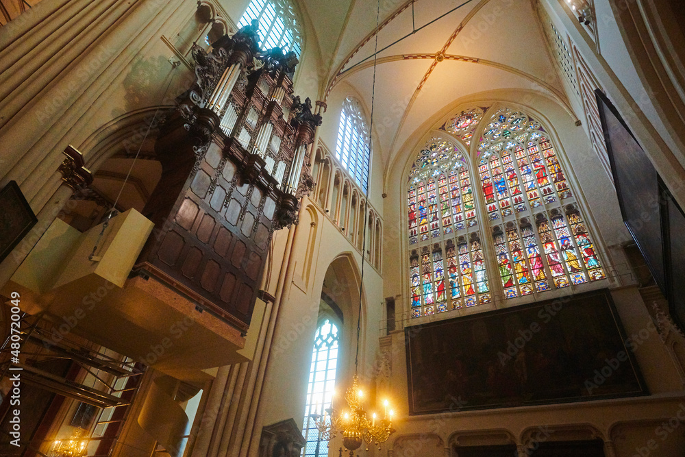 Naklejka premium Interior of the Sint-Salvators Cathedral in the historic city centre of Bruges in Belgium