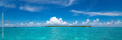 Perfect tropical island paradise beach © gawriloff