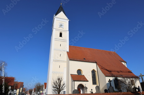 Kirche St. Wilgefortis Neufahrn Bayern