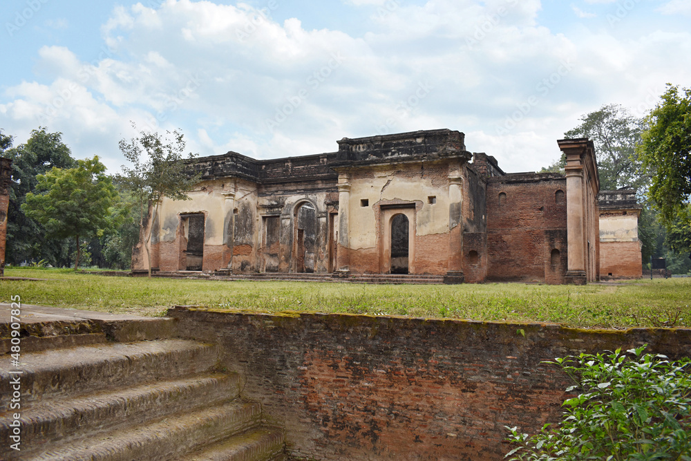 Begum Kothi at The British Residency was Built by Nawab Asaf Ud-Daulah completed by Nawab Saadat Ali Khan in late 1700s for the British General, Lucknow, Uttar Pradesh