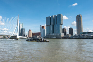 Fototapete Erasmusbrücke Rotterdam Südholland Stadtansicht am Wasser  © HollandPhotostock.nl