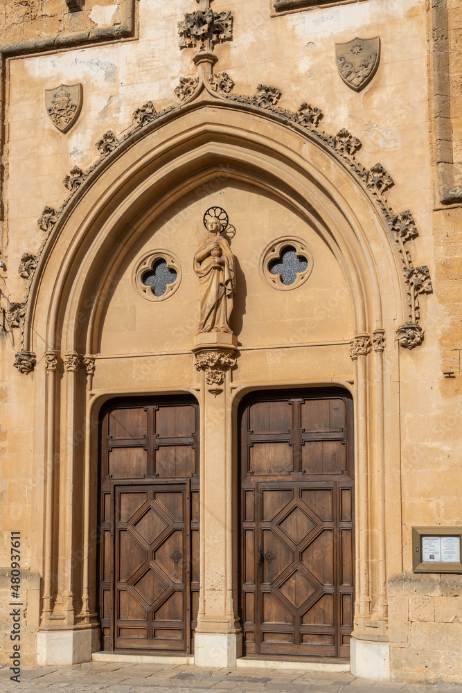 Obraz premium Main facade of the parish church of Sant Pere