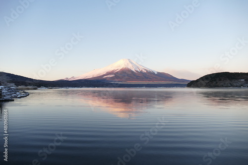 山中湖から見る富士山周辺 山梨県 ドローン空撮